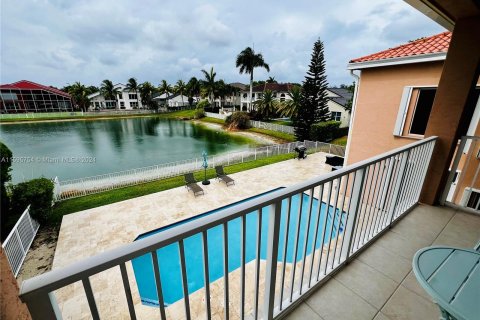 Villa ou maison à vendre à Miramar, Floride: 4 chambres, 324.04 m2 № 1209574 - photo 30