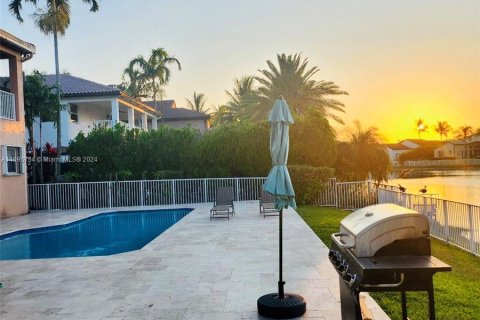 Villa ou maison à vendre à Miramar, Floride: 4 chambres, 324.04 m2 № 1209574 - photo 9