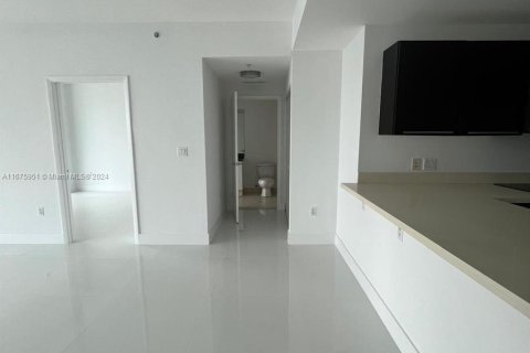 Condominio en venta en Miami, Florida, 2 dormitorios, 101.54 m2 № 1399946 - foto 6