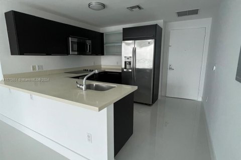 Copropriété à vendre à Miami, Floride: 2 chambres, 101.54 m2 № 1399946 - photo 5