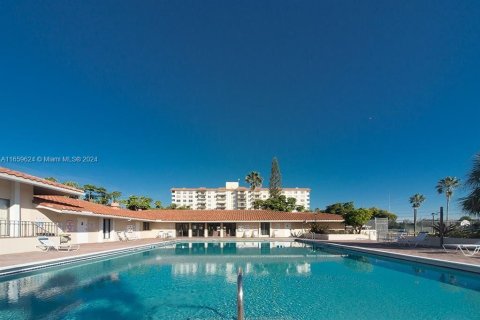 Copropriété à vendre à Lauderhill, Floride: 2 chambres, 94.39 m2 № 1364819 - photo 24