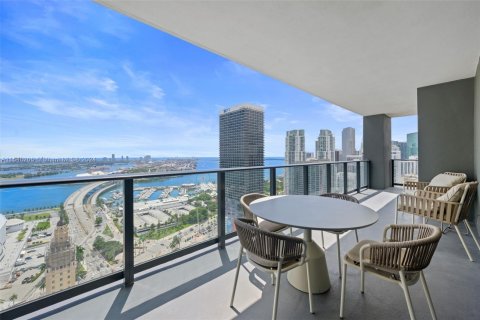 Condo in Miami, Florida, 3 bedrooms  № 1329799 - photo 16