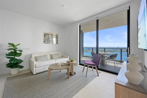 Condominio en venta en Miami, Florida, 3 dormitorios № 1329799 - foto 2