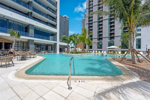 Condo in Miami, Florida, 3 bedrooms  № 1329799 - photo 18