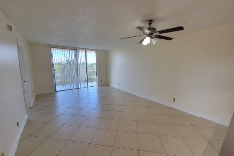 Copropriété à vendre à West Palm Beach, Floride: 2 chambres, 89.19 m2 № 1129001 - photo 25