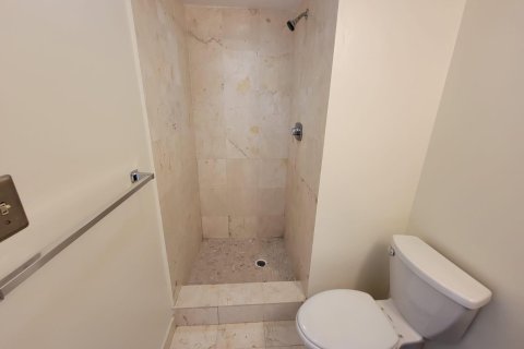 Condo in West Palm Beach, Florida, 2 bedrooms  № 1129001 - photo 19