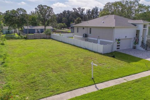 Terreno en venta en Saint Petersburg, Florida № 1368198 - foto 4