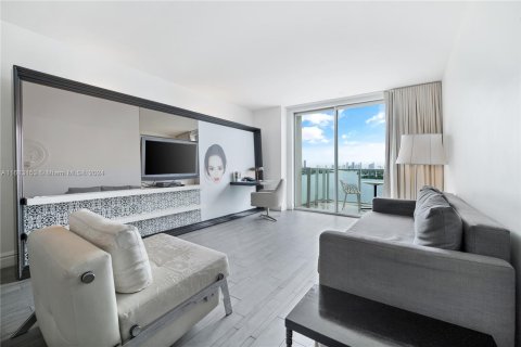 Condominio en venta en Miami Beach, Florida, 2 dormitorios, 101.08 m2 № 1235112 - foto 5