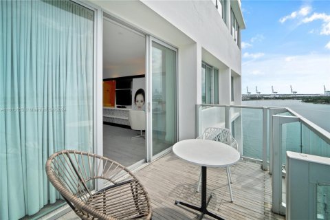 Condominio en venta en Miami Beach, Florida, 2 dormitorios, 101.08 m2 № 1235112 - foto 14