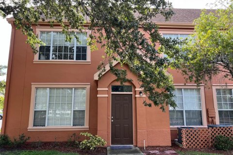 Townhouse in Tampa, Florida 3 bedrooms, 127.55 sq.m. № 1401020 - photo 1