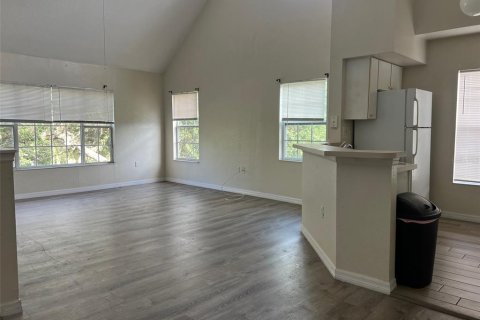 Touwnhouse à vendre à Tampa, Floride: 3 chambres, 127.55 m2 № 1401020 - photo 16