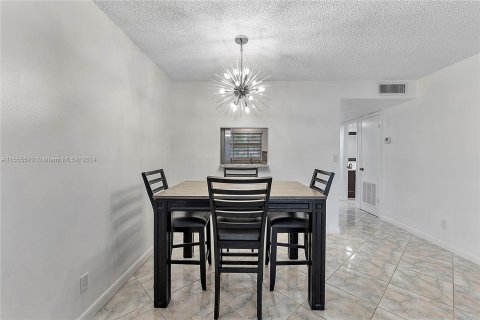 Condominio en venta en Sunrise, Florida, 1 dormitorio, 78.97 m2 № 1080868 - foto 13