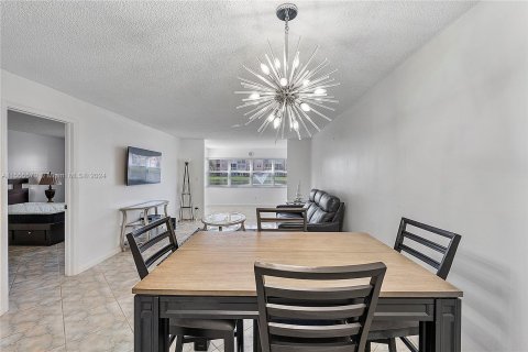 Condominio en venta en Sunrise, Florida, 1 dormitorio, 78.97 m2 № 1080868 - foto 10