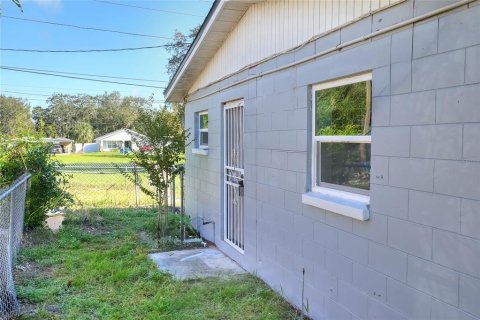 House in Lake Wales, Florida 3 bedrooms, 97.55 sq.m. № 1398006 - photo 20