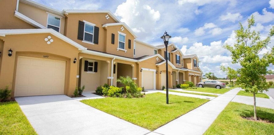 Townhouse in Kissimmee, Florida 4 bedrooms, 152.08 sq.m. № 1398009