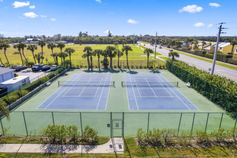 Copropriété à vendre à Hutchinson Island South, Floride: 2 chambres, 109.07 m2 № 1127695 - photo 6