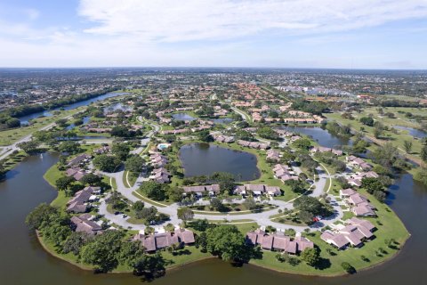 Villa ou maison à vendre à Boynton Beach, Floride: 2 chambres, 127.46 m2 № 890423 - photo 7