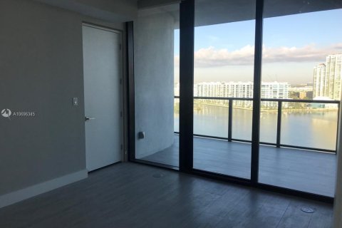 Condominio en venta en Aventura, Florida, 4 dormitorios, 335.66 m2 № 10891 - foto 15