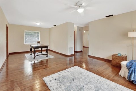 House in DeLand, Florida 2 bedrooms, 84.73 sq.m. № 1373698 - photo 2