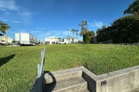 Terreno en venta en Hernando Beach, Florida № 1373662 - foto 10