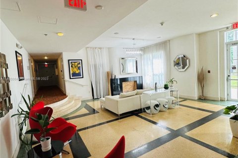 Condo in Miami Beach, Florida, 1 bedroom  № 837056 - photo 23