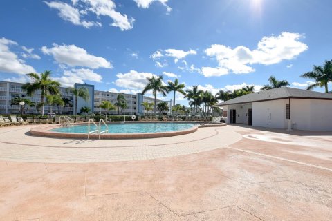 Condo in Boca Raton, Florida, 1 bedroom  № 1160748 - photo 4