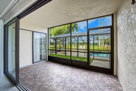 Copropriété à vendre à Punta Gorda, Floride: 2 chambres, 97.55 m2 № 1283643 - photo 19