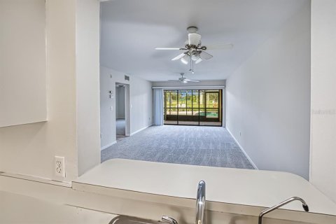 Condo in Punta Gorda, Florida, 2 bedrooms  № 1283643 - photo 13