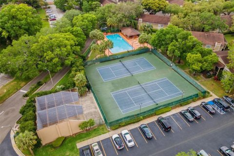 Condo in Tampa, Florida, 2 bedrooms  № 1363576 - photo 26