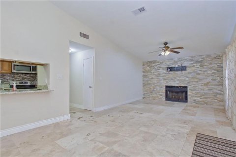 Condo in Tampa, Florida, 2 bedrooms  № 1363576 - photo 4