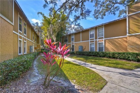 Condo in Tampa, Florida, 2 bedrooms  № 1363576 - photo 24