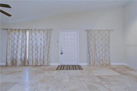 Condo in Tampa, Florida, 2 bedrooms  № 1363576 - photo 6