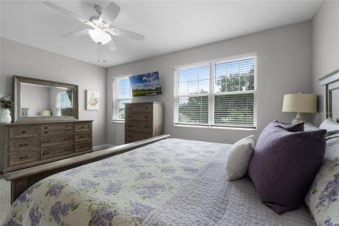 Townhouse in Winter Garden, Florida 3 bedrooms, 156.82 sq.m. № 1363534 - photo 13