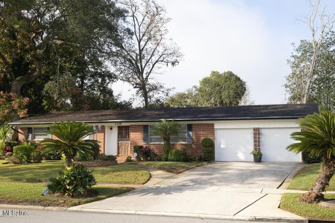 Casa en venta en Jacksonville, Florida, 3 dormitorios, 184.5 m2 № 818155 - foto 2