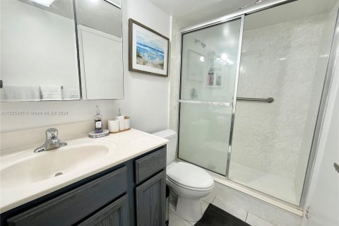 Condominio en venta en Dania Beach, Florida, 2 dormitorios, 110.55 m2 № 983350 - foto 16