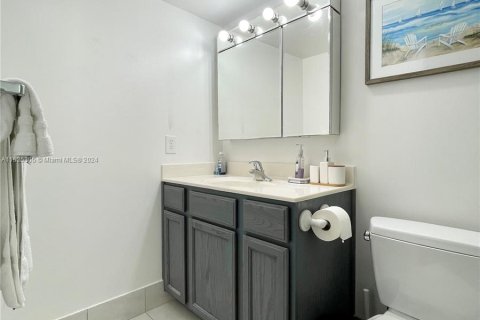 Condominio en venta en Dania Beach, Florida, 2 dormitorios, 110.55 m2 № 983350 - foto 15