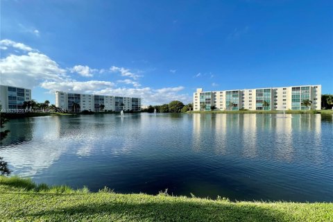 Condominio en venta en Dania Beach, Florida, 2 dormitorios, 110.55 m2 № 983350 - foto 24