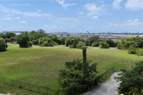 Terrain à vendre à Fort Lauderdale, Floride № 76117 - photo 2