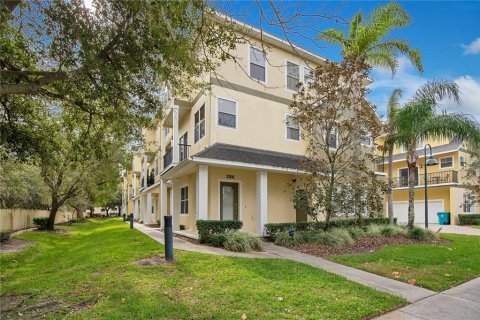 Townhouse in Orlando, Florida 3 bedrooms, 152.82 sq.m. № 907040 - photo 2