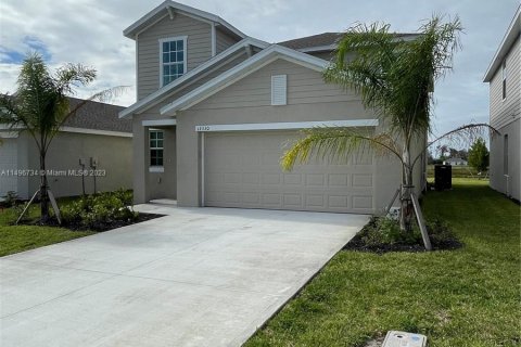House in Lehigh Acres, Florida 5 bedrooms, 221.94 sq.m. № 876245 - photo 3
