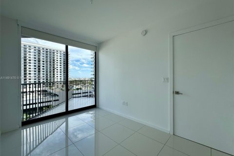 Condominio en venta en Doral, Florida, 2 dormitorios, 88.26 m2 № 858331 - foto 17