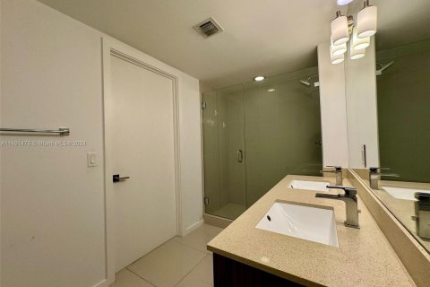 Condominio en venta en Doral, Florida, 2 dormitorios, 88.26 m2 № 858331 - foto 9
