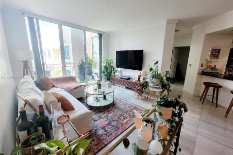 Condo in Miami, Florida, 2 bedrooms  № 1372439 - photo 14