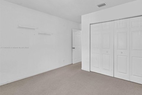 Condo in Tamarac, Florida, 3 bedrooms  № 1372438 - photo 15