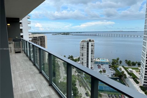 Condo in Miami, Florida, 1 bedroom  № 1372441 - photo 13