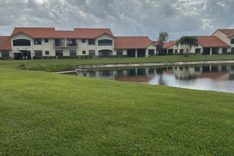 Copropriété à vendre à Boynton Beach, Floride: 2 chambres, 131.46 m2 № 1004935 - photo 14