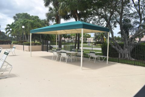 Copropriété à vendre à Boynton Beach, Floride: 2 chambres, 131.46 m2 № 1004935 - photo 2