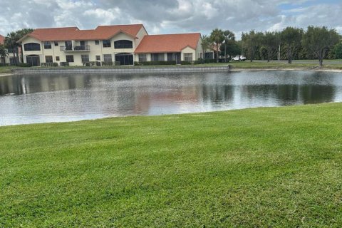 Copropriété à vendre à Boynton Beach, Floride: 2 chambres, 131.46 m2 № 1004935 - photo 12