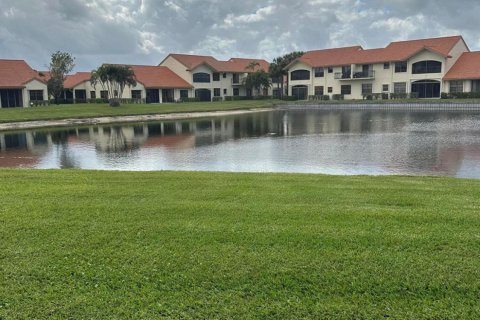 Condominio en venta en Boynton Beach, Florida, 2 dormitorios, 131.46 m2 № 1004935 - foto 13