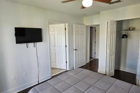 Townhouse in Kissimmee, Florida 3 bedrooms, 120.77 sq.m. № 1383829 - photo 12